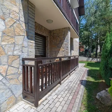 Zlatiborski Konaci K16 * Zlatibor